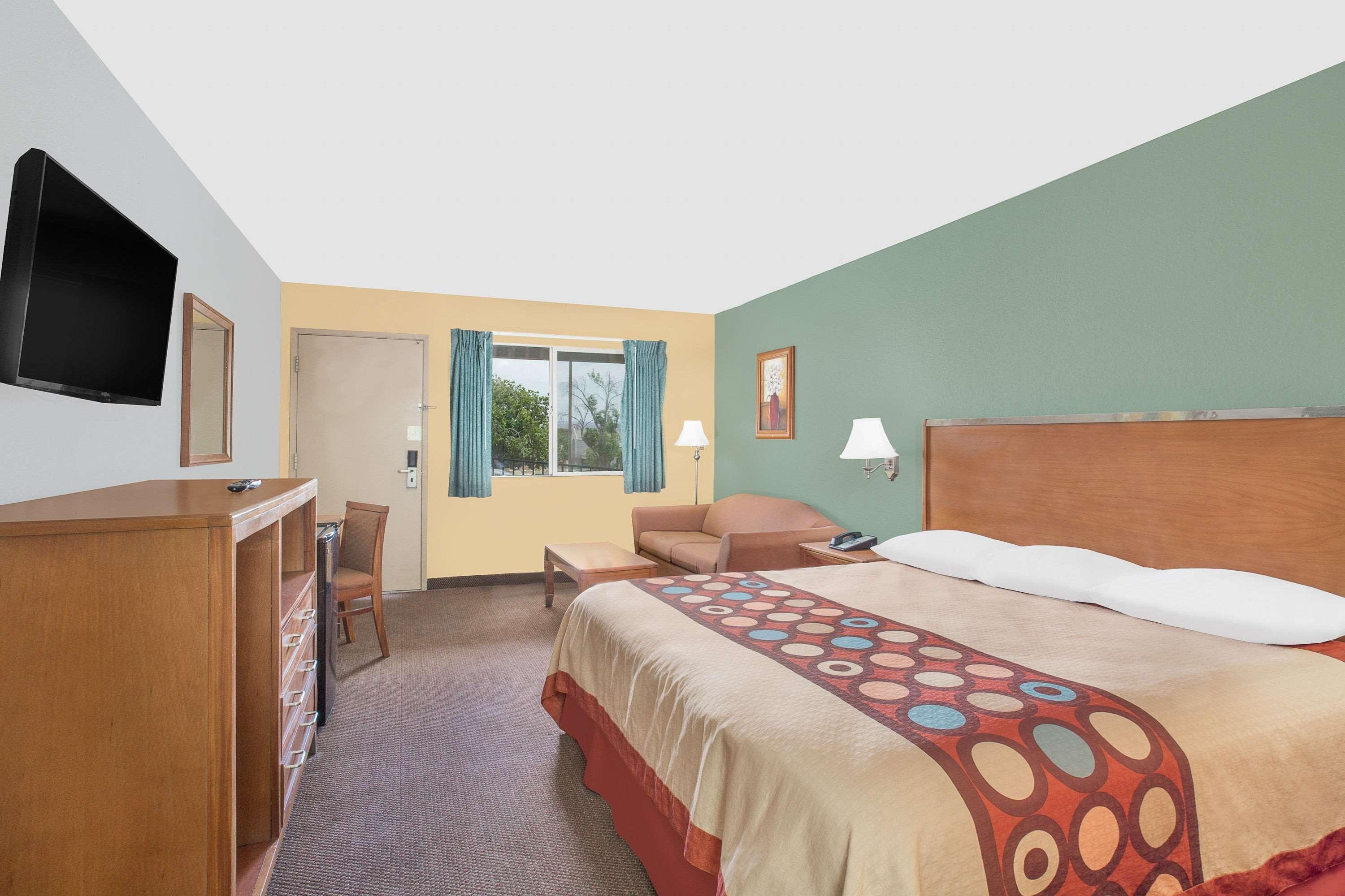 Super 8 By Wyndham St. George Ut Motel Exterior photo